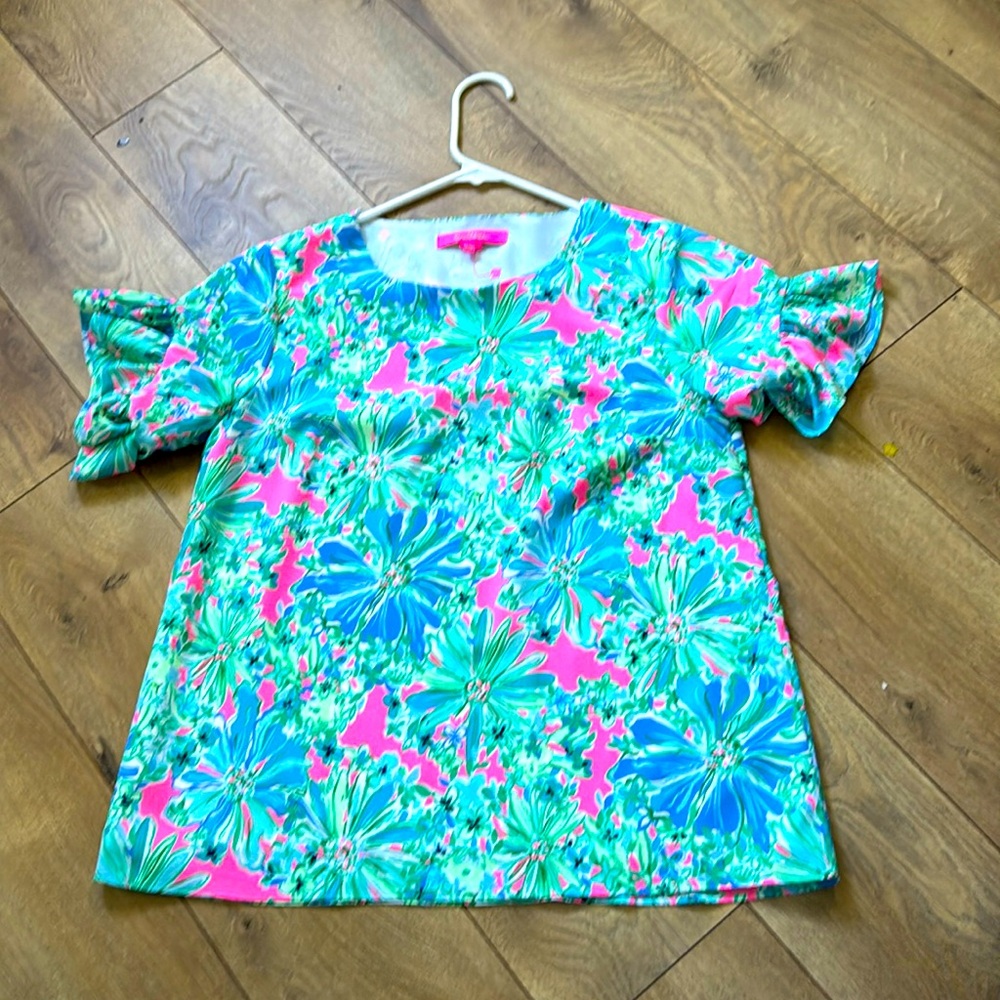 Lilly Pulitzer short sleeve blouse